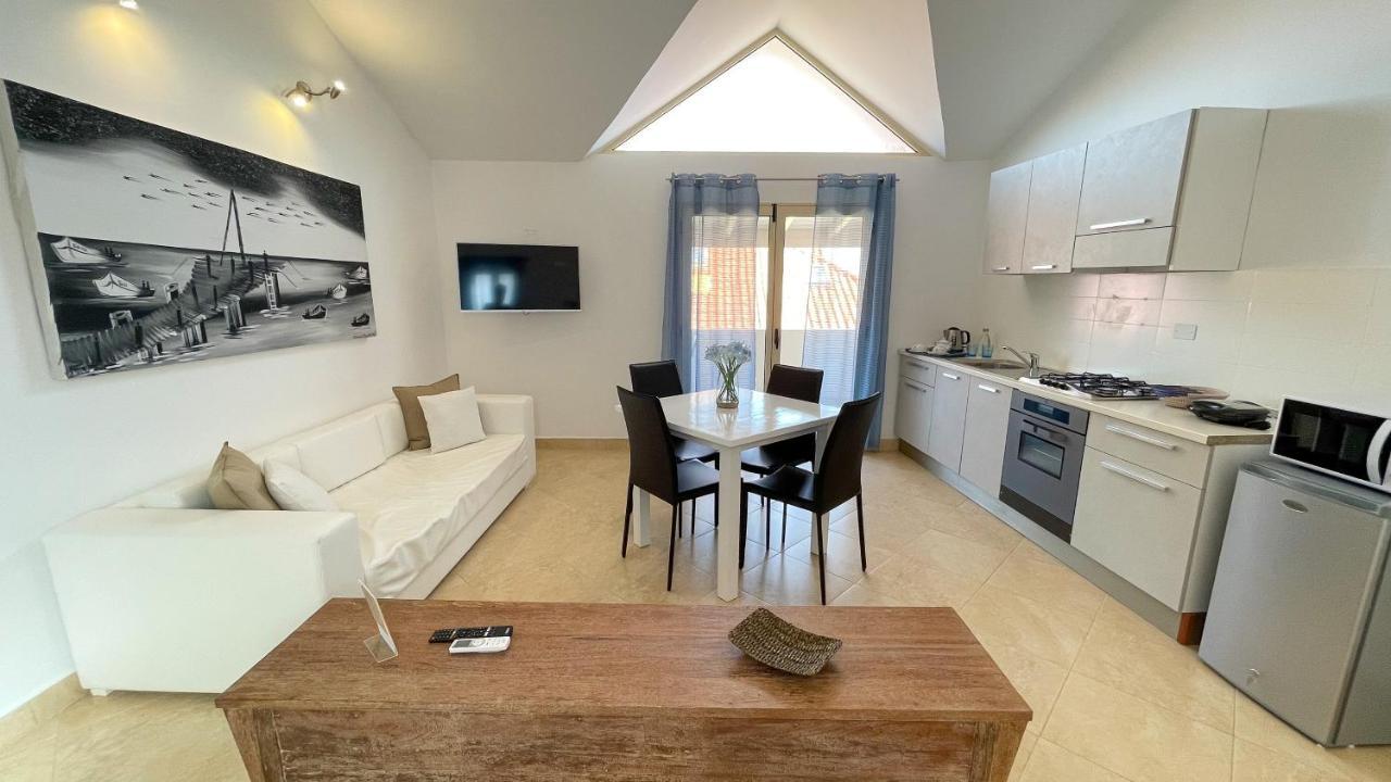 Apart-hotel Branco - & *
