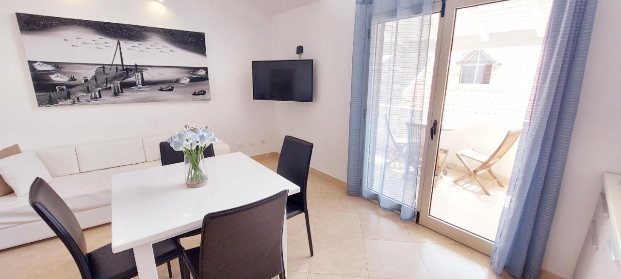 Apart-hotel Branco - &