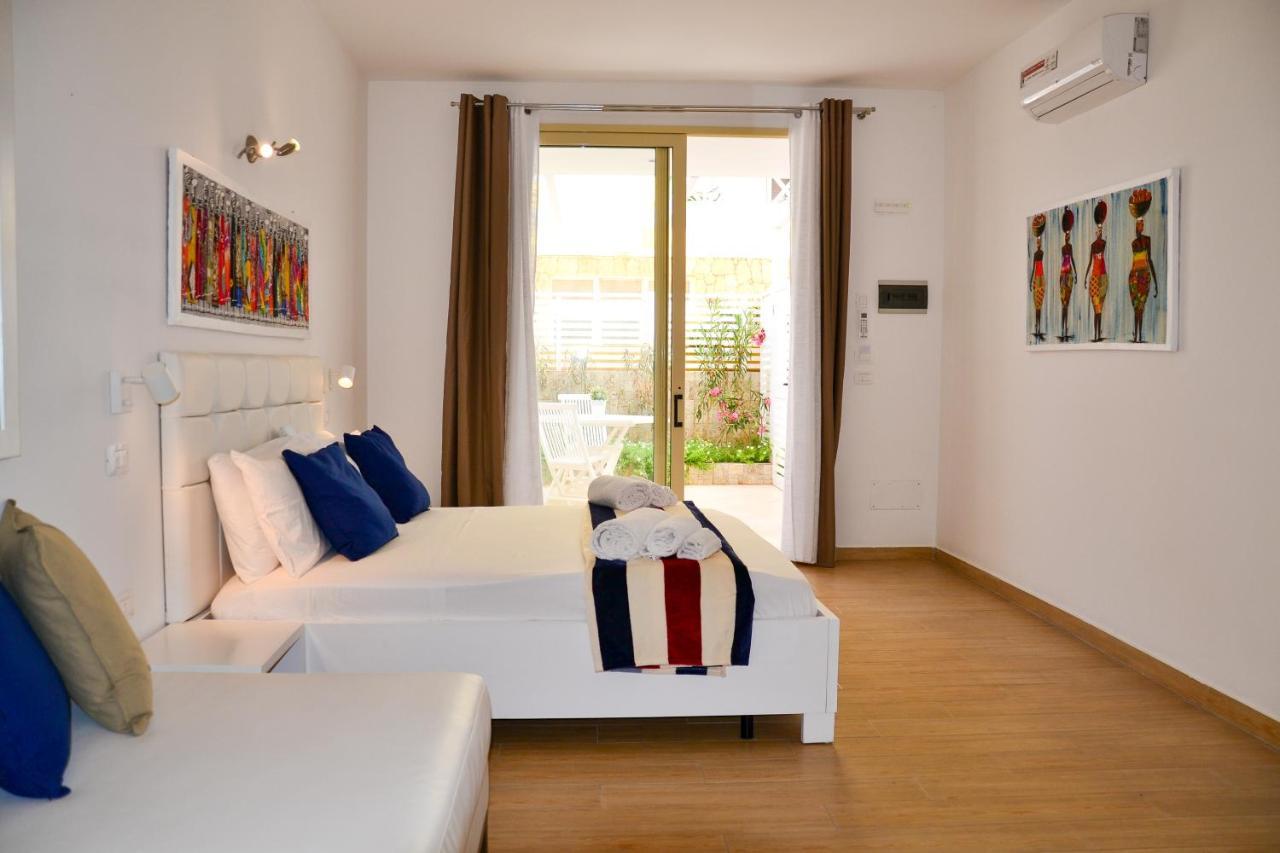 Aparthotel Branco - & *